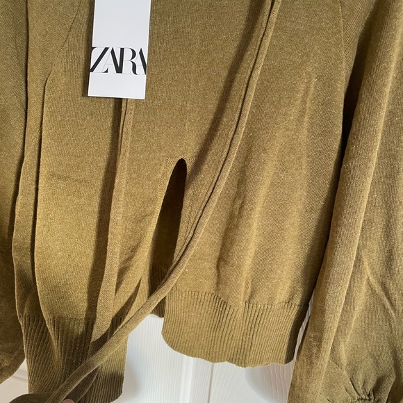 Woman’s sweater - Picture 5 of 5